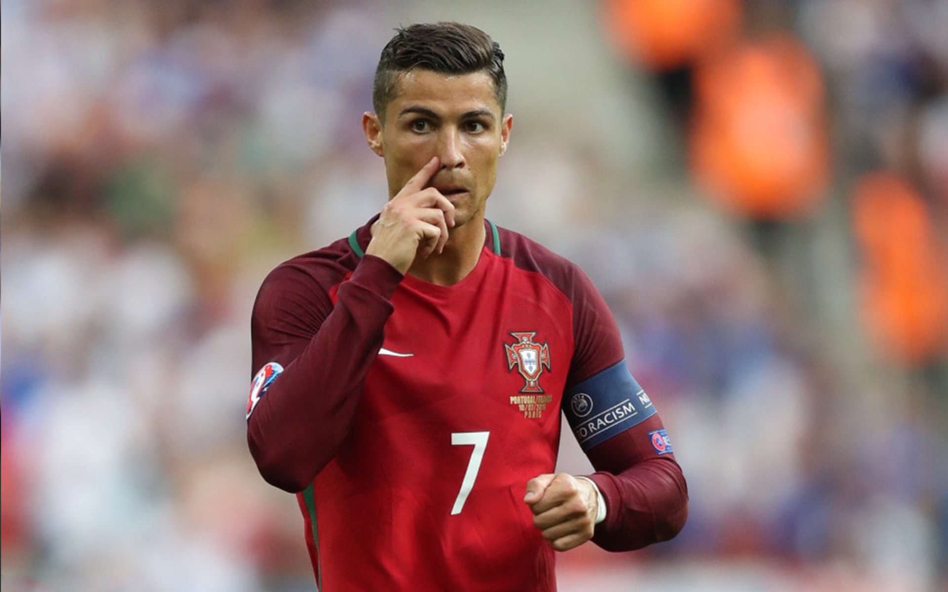 开云体育登录网站入口-球场外的话题：球员生活点滴分享，球员对球场上所发生的事实问题