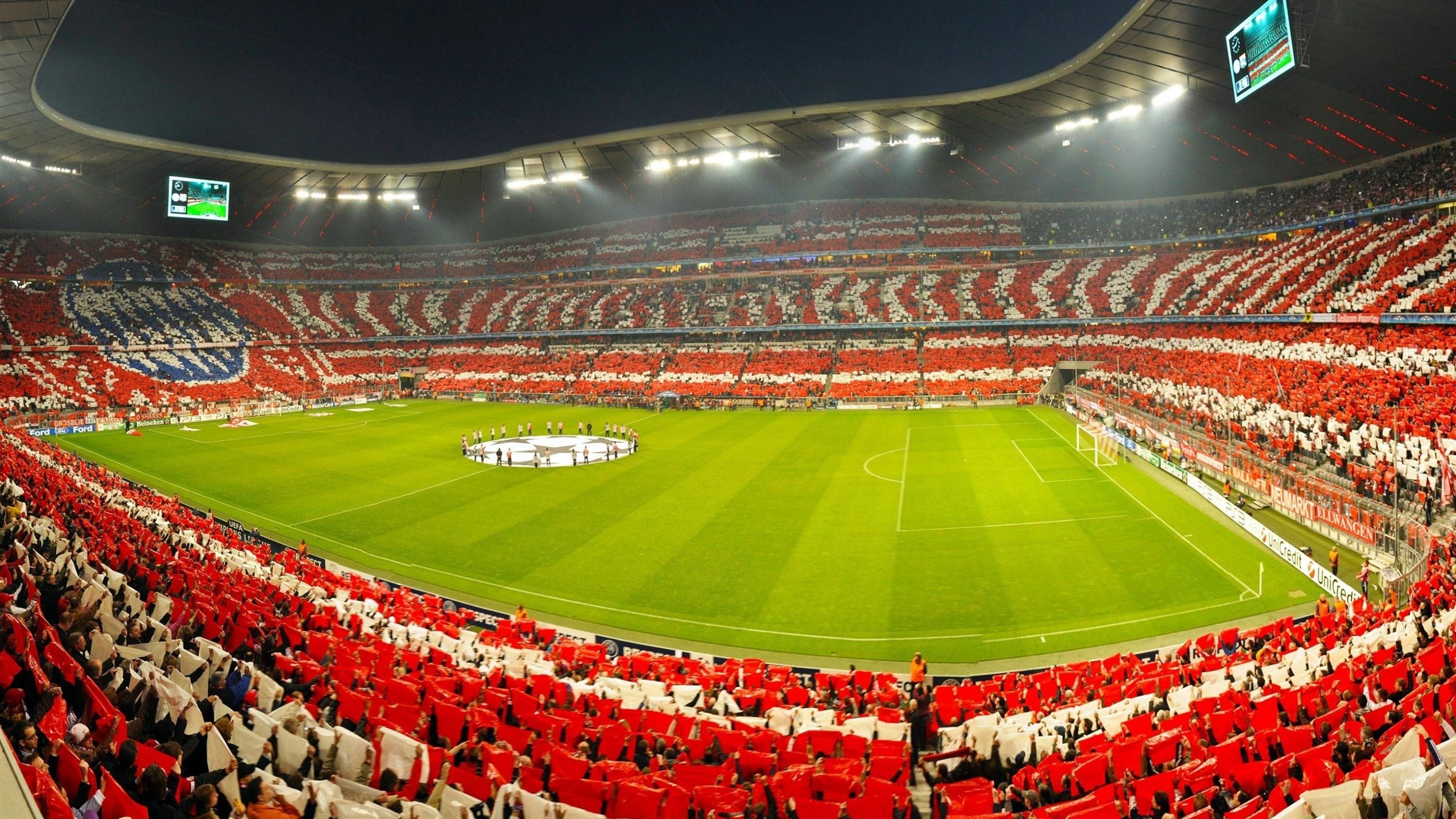 开云竞猜官网-英超焦点战，曼联逆转击败劲敌，英超曼联足球